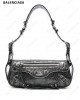 Le Cagole XS Sling shoulder bag