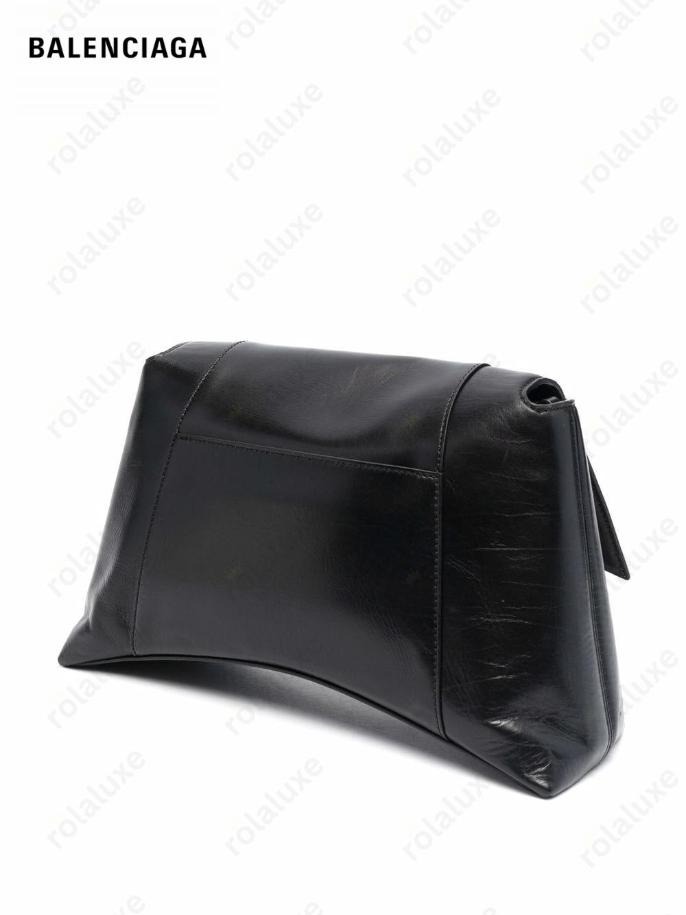 Downtown leather shoulder bag