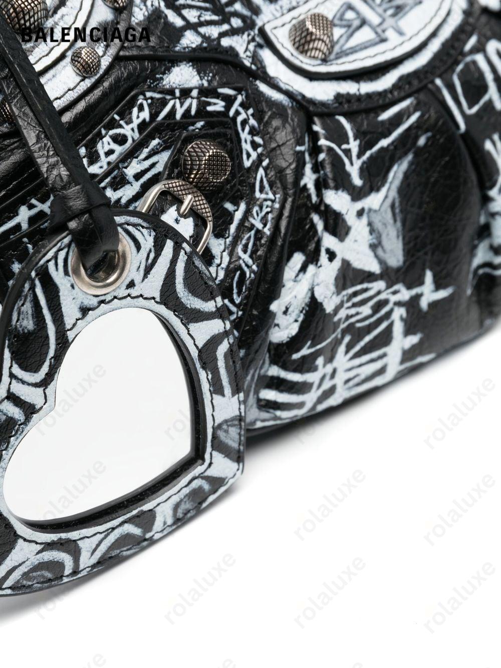 Le Cagole graffiti shoulder bag