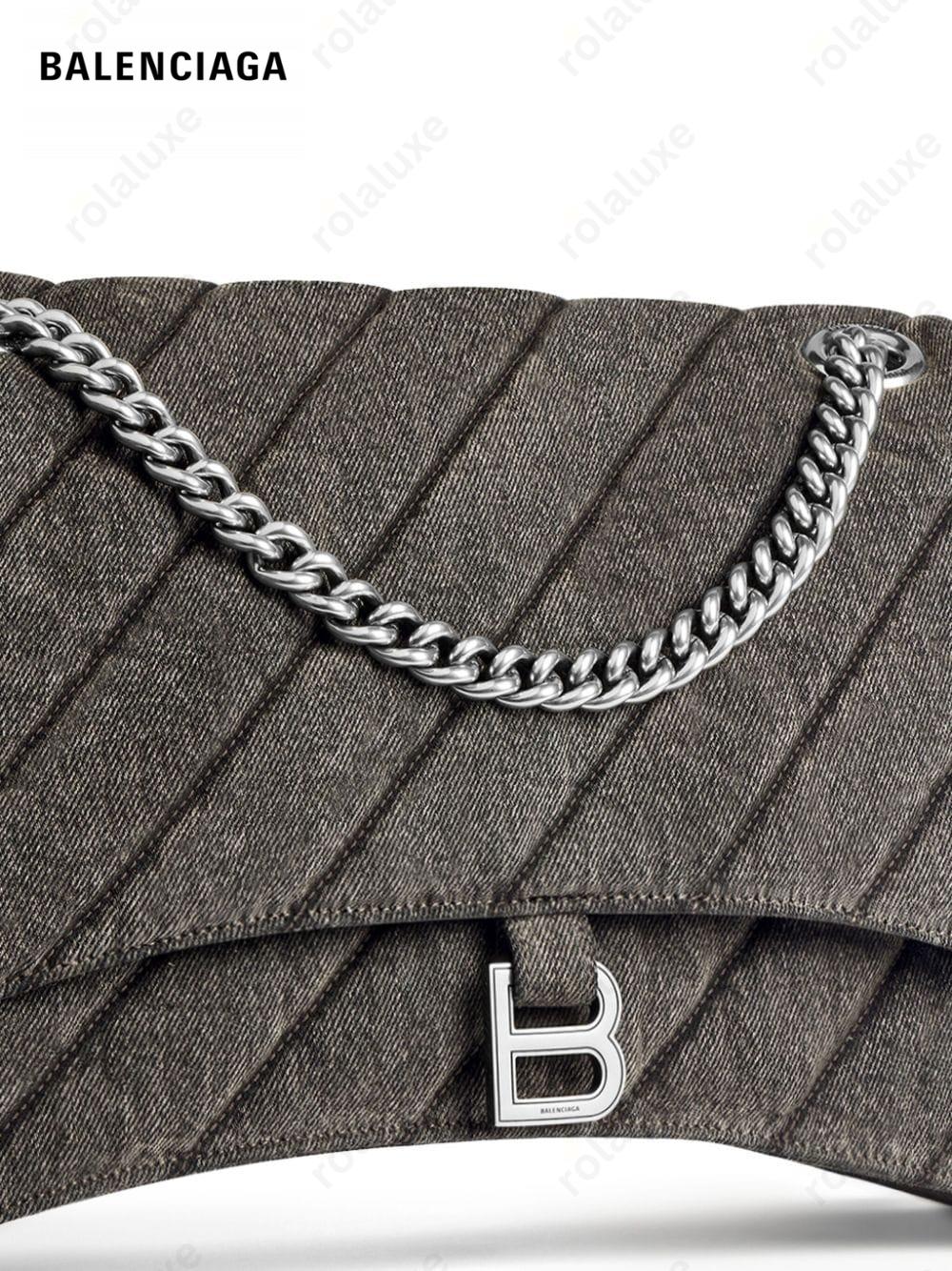 Crush quilted shoulder bag