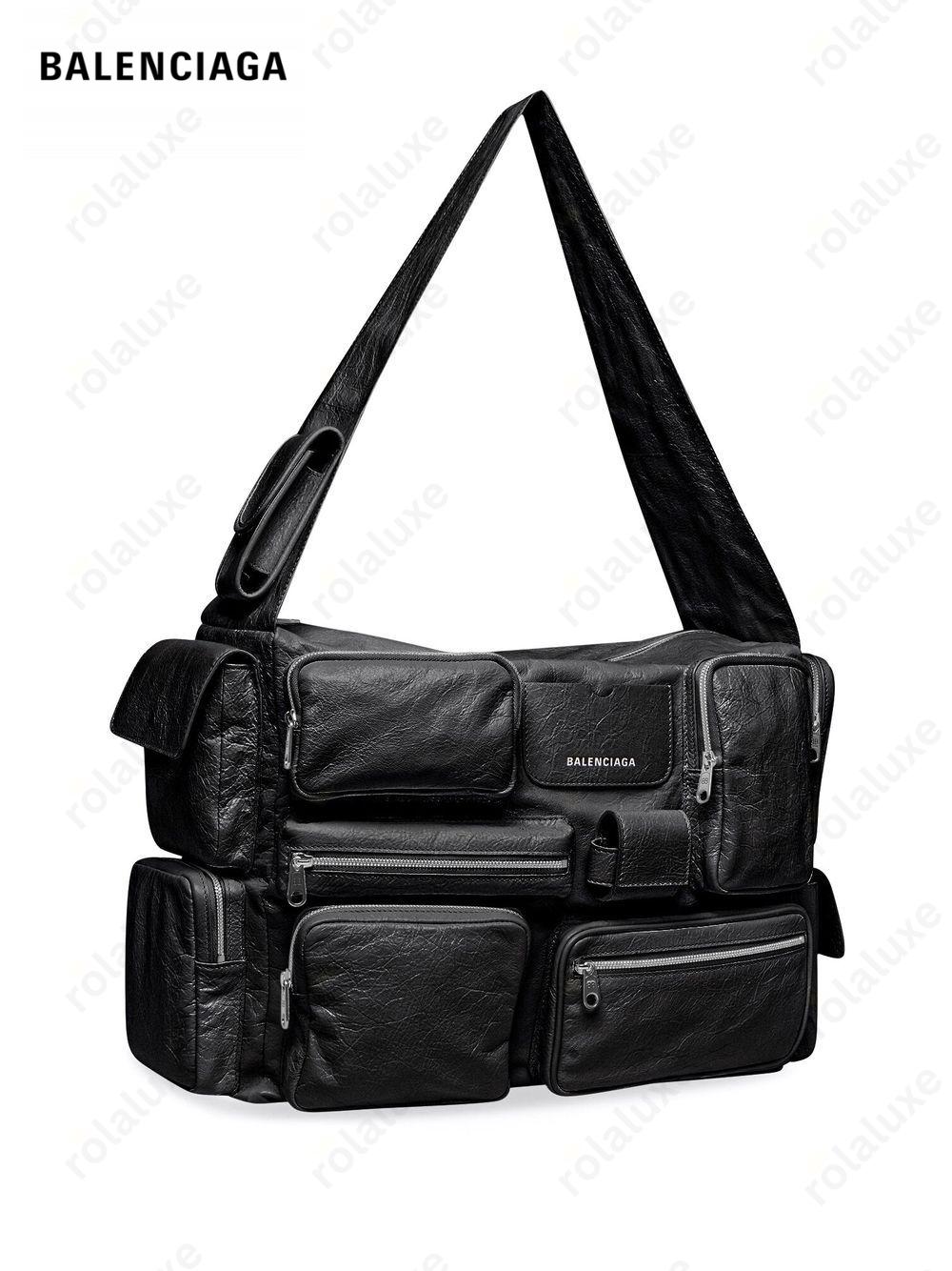 Superbusy logo zipped shoulder bag