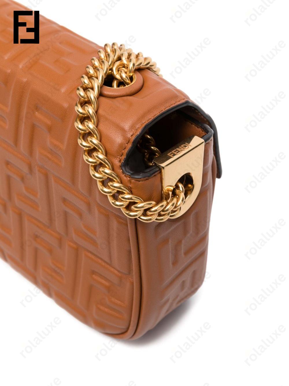 medium Baguette Chain shoulder bag