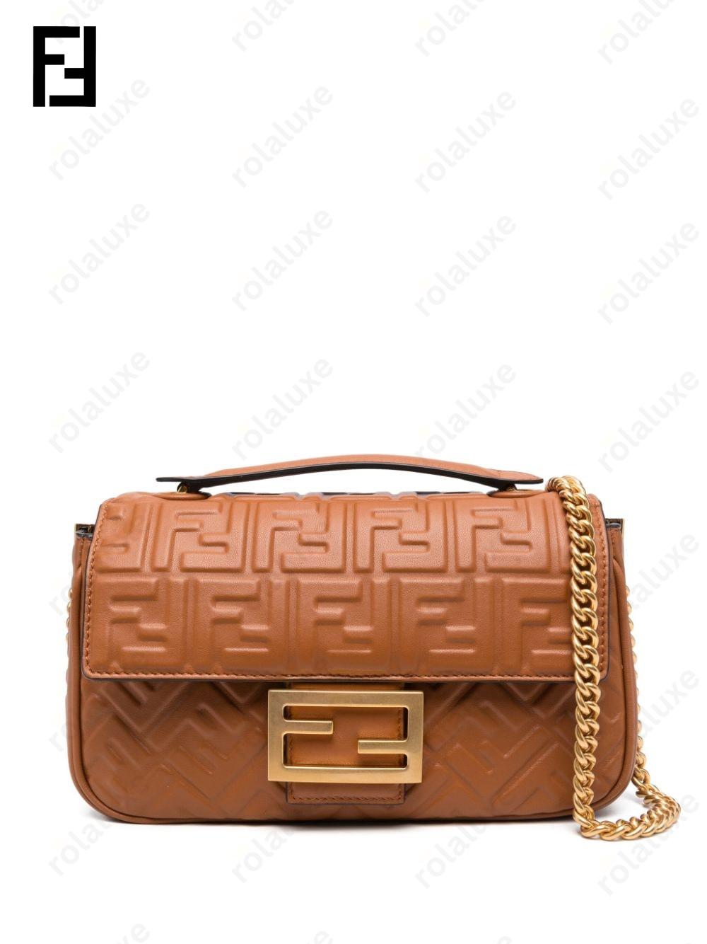 medium Baguette Chain shoulder bag