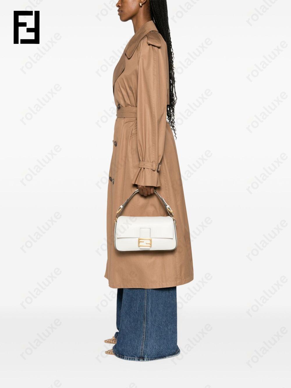 Baguette leather shoulder bag