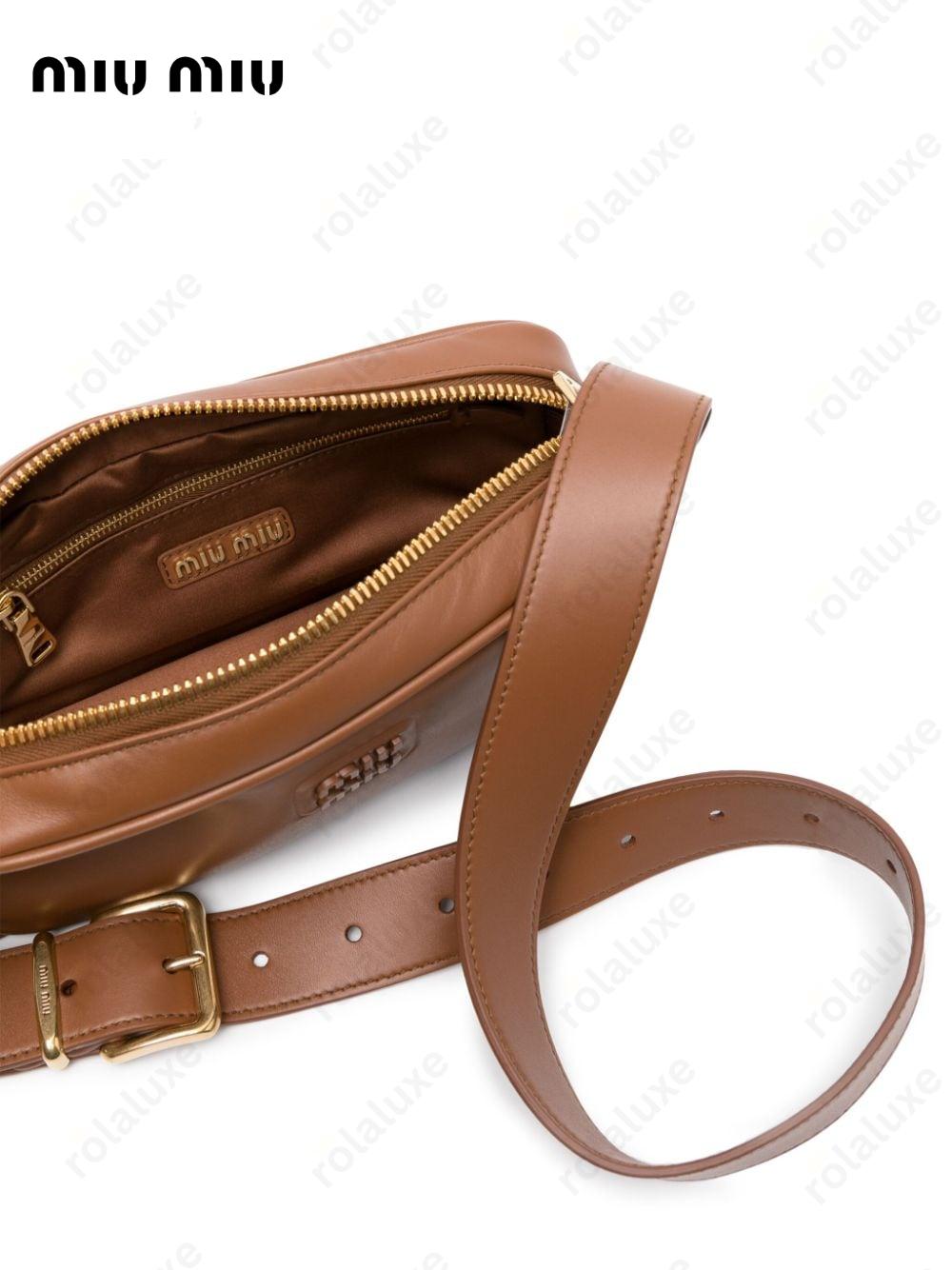 logo-plaque leather shoulder bag