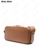 logo-plaque leather shoulder bag