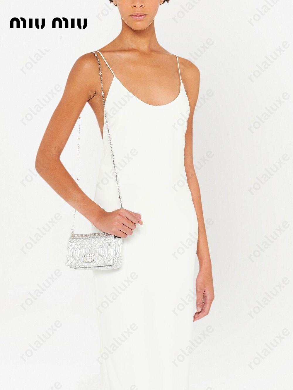 matelassé embellished shoulder bag