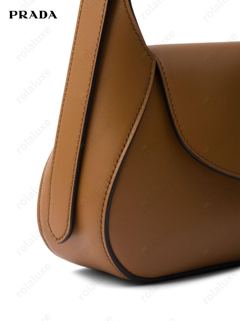 small leather shoulder bag