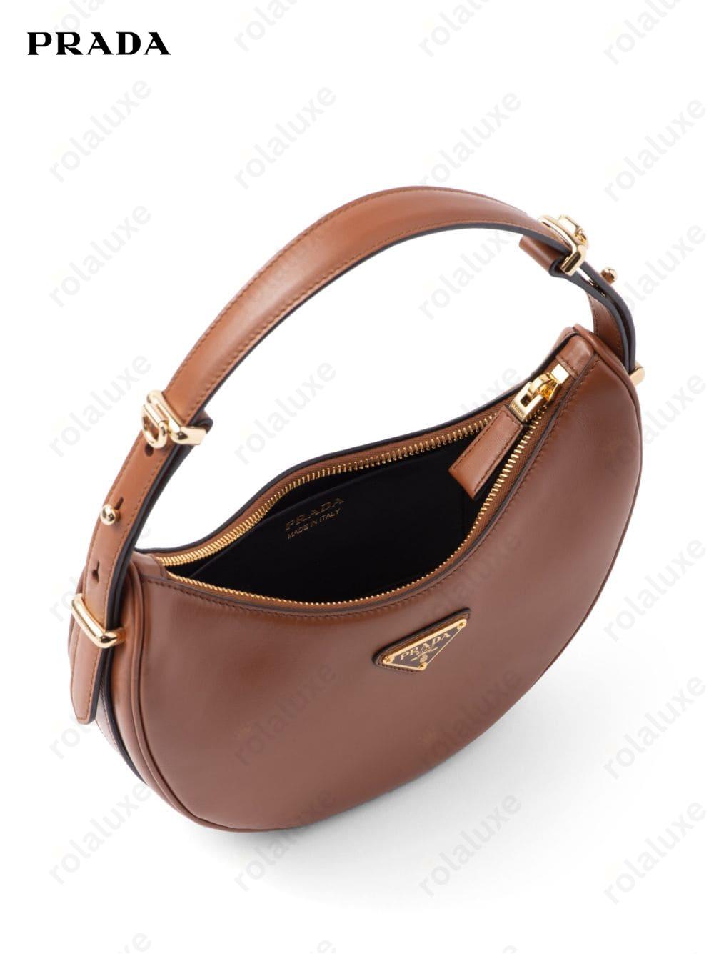 Arqué leather shoulder bag