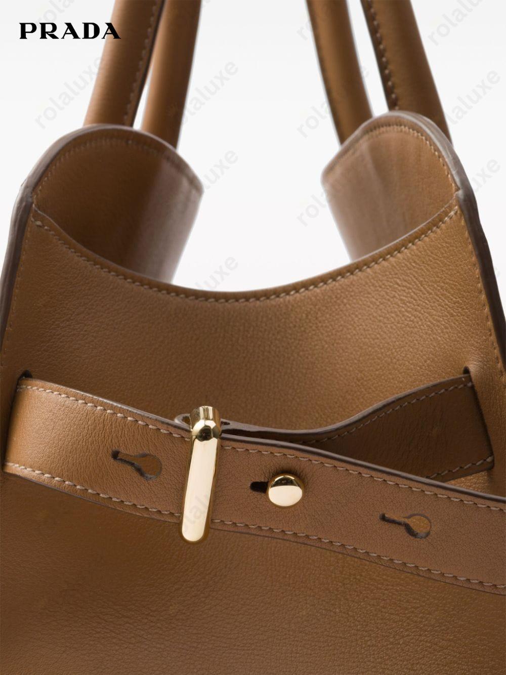 medium leather tote bag